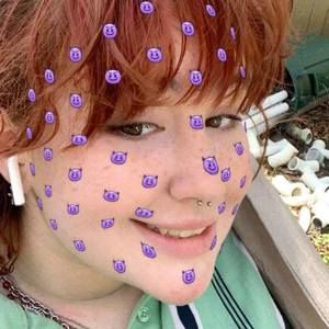 Meet your Posher, Savannah